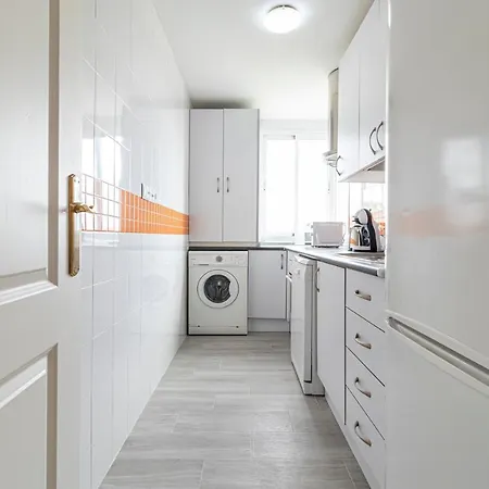 Allo Europa I Parking Piscina Padel 3 Appartement *