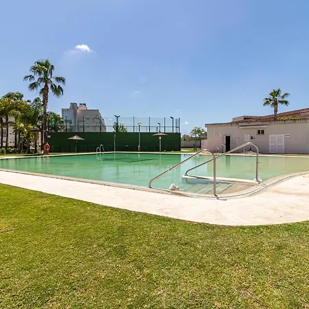 Allo Europa I Parking Piscina Padel 3 Apartament