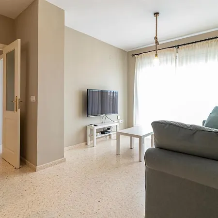 Allo Europa I Parking Piscina Padel 3 *