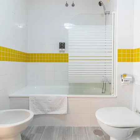 Apartment Allo Europa I Parking Piscina Padel 3 *