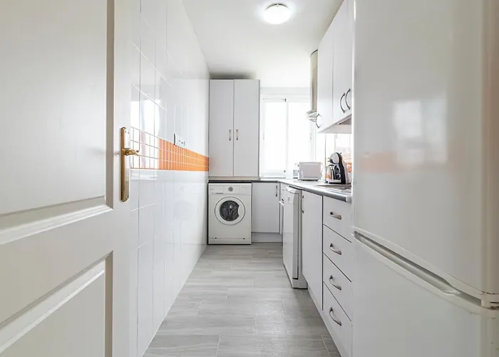 Allo Europa I Parking Piscina Padel 3 Apartment *