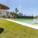 公寓 Allo Europa I Parking Piscina Padel 3 *
