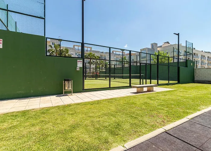 Allo Europa I Parking Piscina Padel 3 Apartman