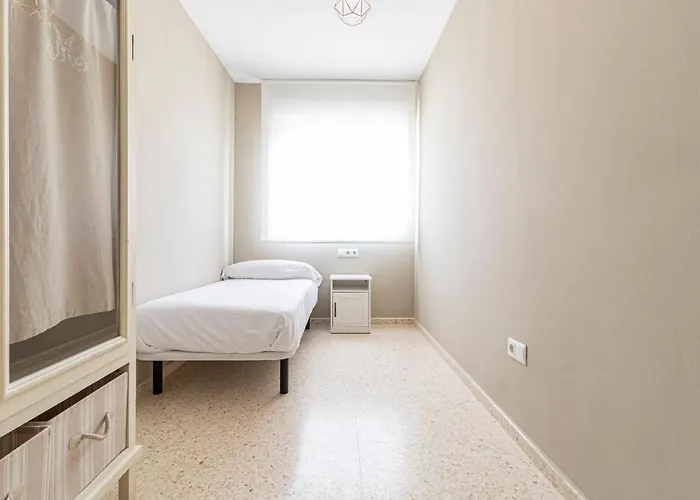 Allo Europa I Parking Piscina Padel 3 *