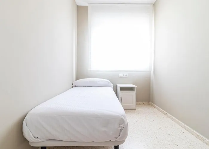 Allo Europa I Parking Piscina Padel 3 *